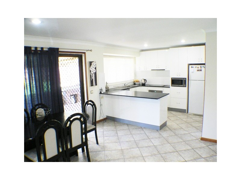 5  Illawarra Drive, St Clair NSW 2759