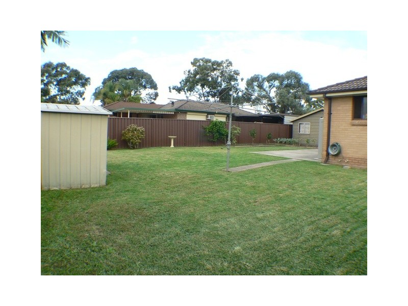 130  St Clair Avenue, St Clair NSW 2759