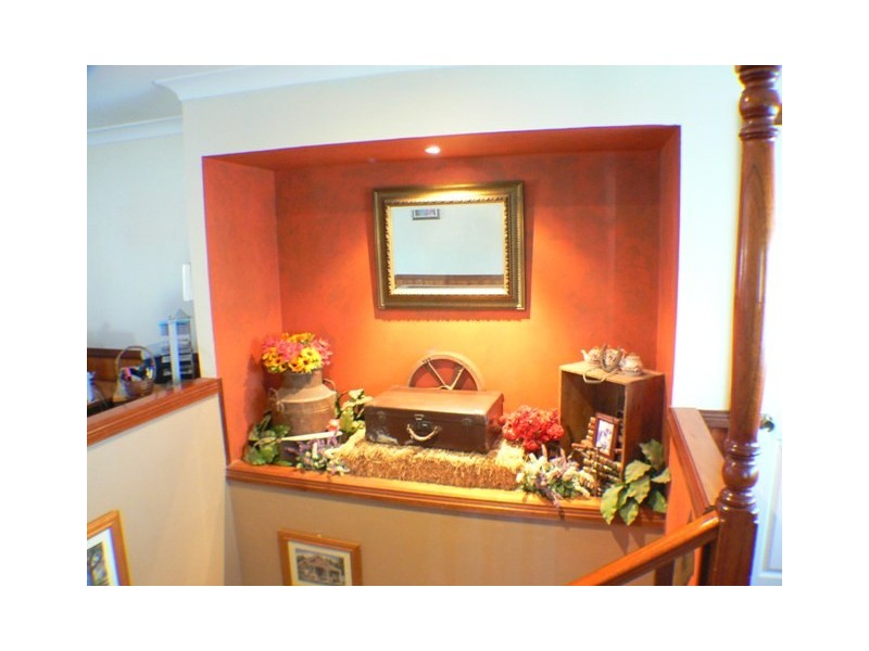 6  Mezen Close, St Clair NSW 2759