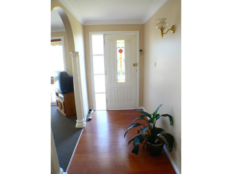 43  Shadlow Crescent, St Clair NSW 2759