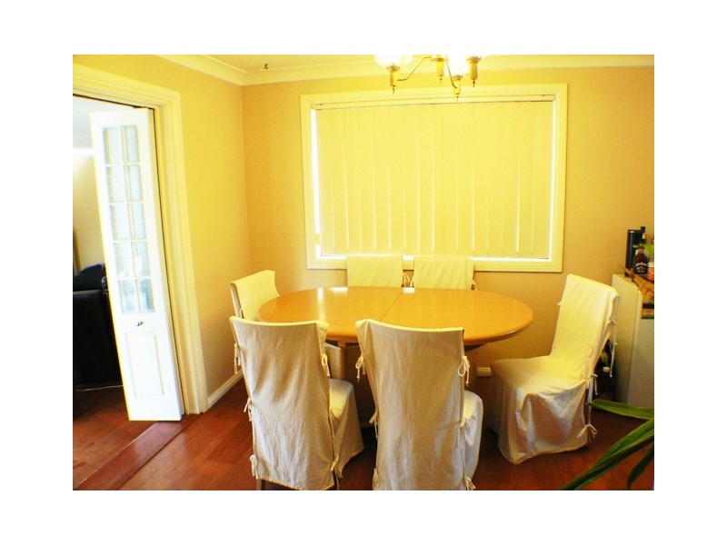 43  Shadlow Crescent, St Clair NSW 2759