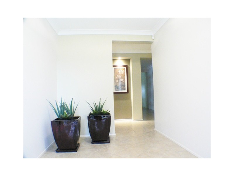 13  Dan Crescent, Colyton NSW 2760