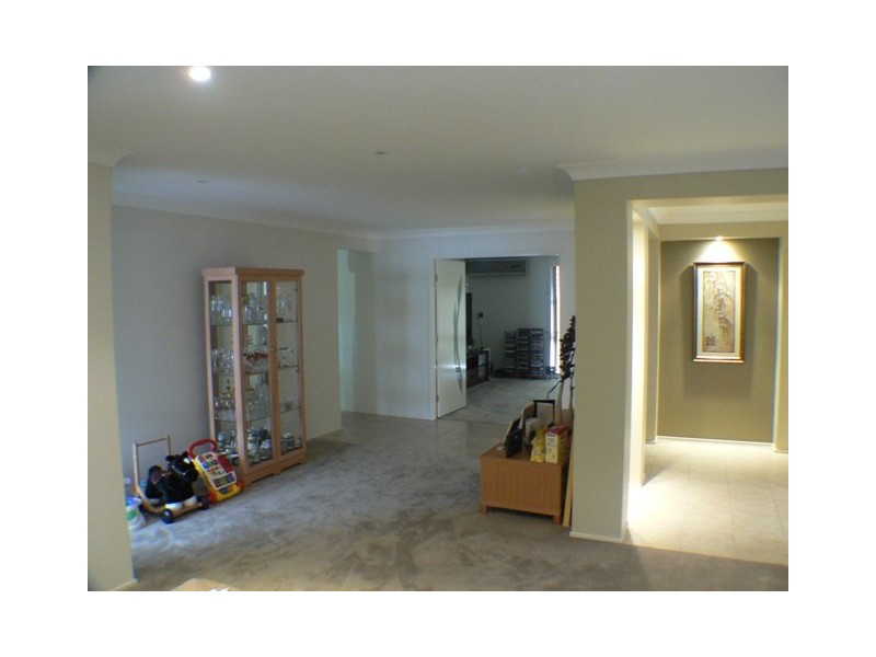 13  Dan Crescent, Colyton NSW 2760