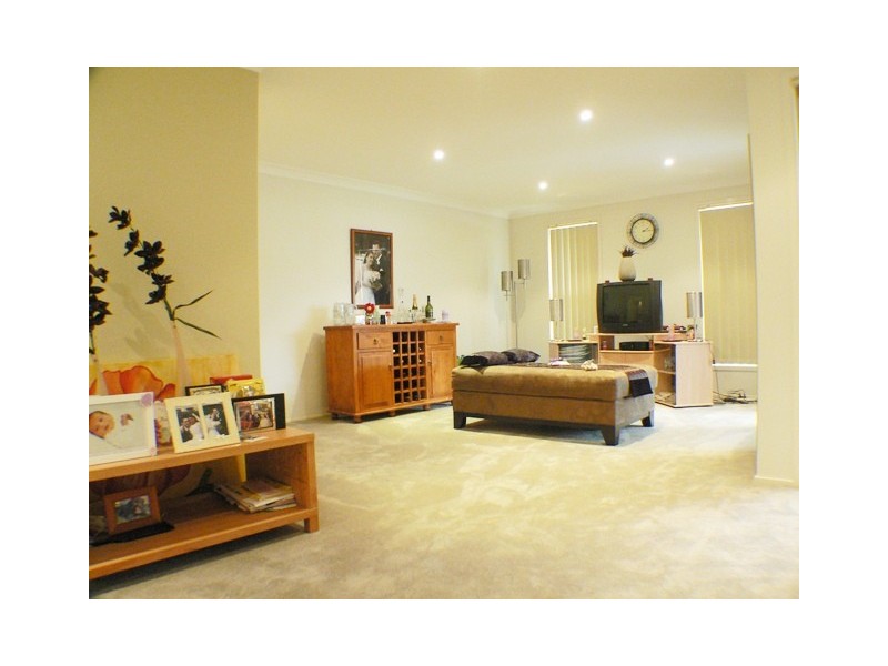 13  Dan Crescent, Colyton NSW 2760