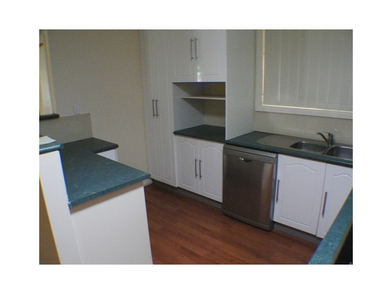 9 Auber Glen, St Clair NSW 2759