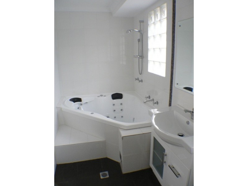 9 Auber Glen, St Clair NSW 2759