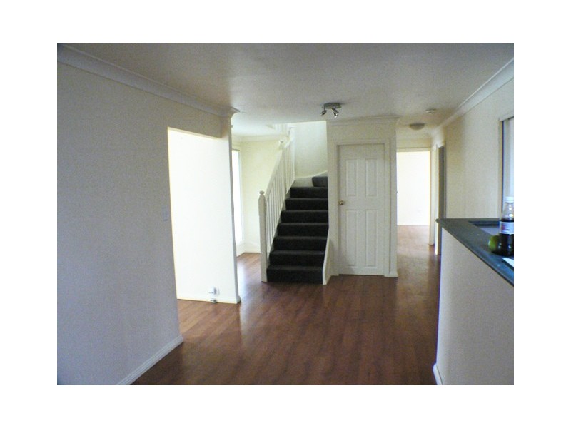 9 Auber Glen, St Clair NSW 2759