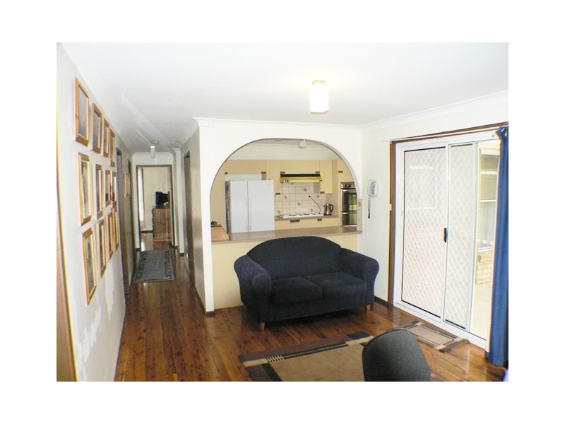 124  Pine Creek Circuit, St Clair NSW 2759