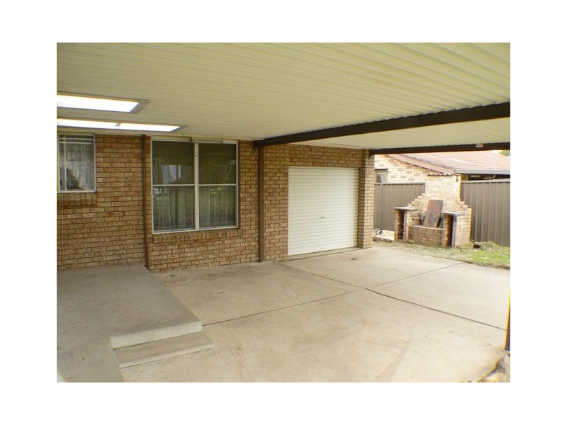 124  Pine Creek Circuit, St Clair NSW 2759