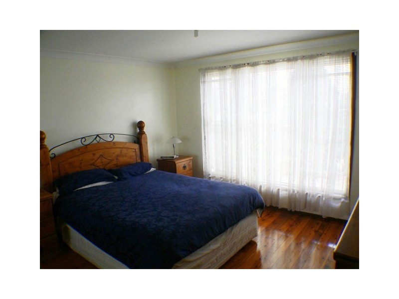 124  Pine Creek Circuit, St Clair NSW 2759