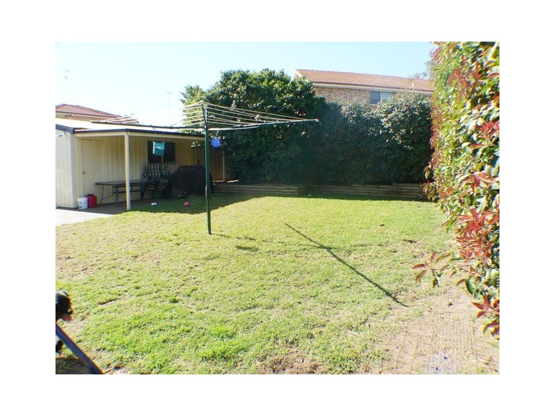 10  Barrallier Way, St Clair NSW 2759