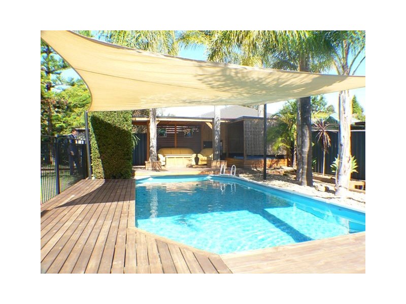 94  St Clair Avenue, St Clair NSW 2759