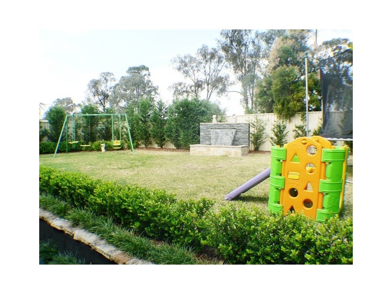 18  Anchorage Street, St Clair NSW 2759