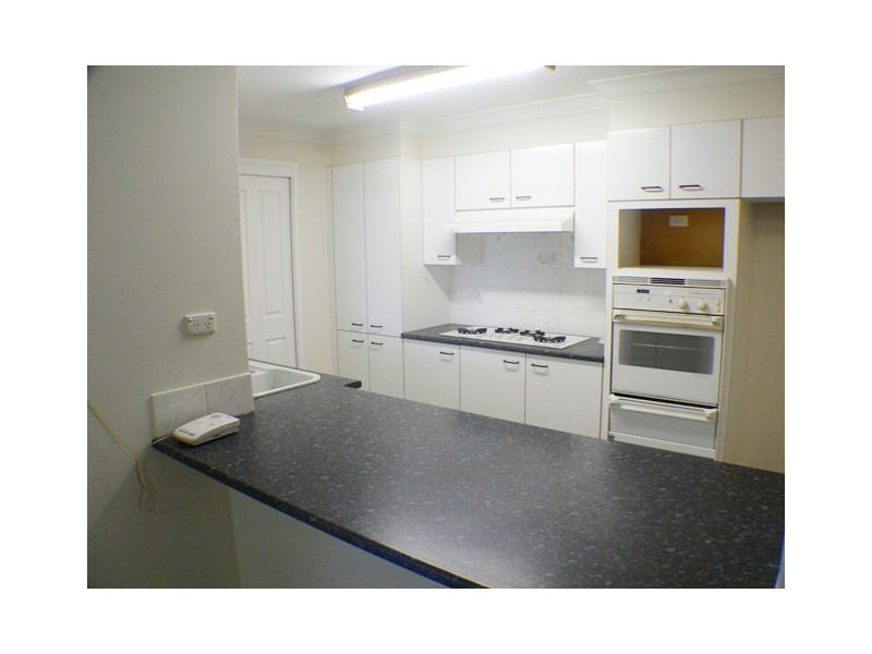 11 Ireland Street, St Clair NSW 2759