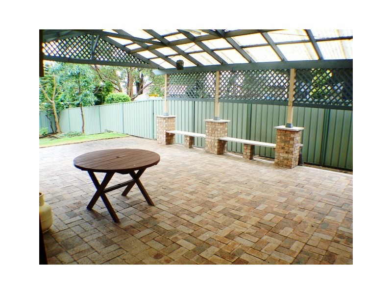 11 Ireland Street, St Clair NSW 2759