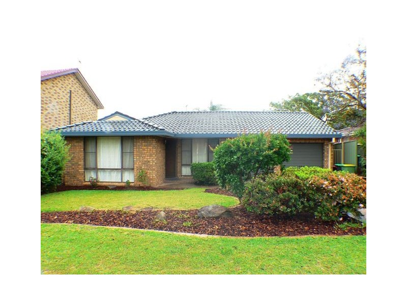 11 Ireland Street, St Clair NSW 2759