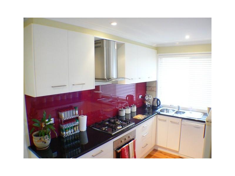 43  Lyrebird Crescent, St Clair NSW 2759