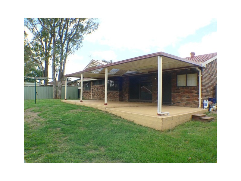 15 Caribou Close, St Clair NSW 2759