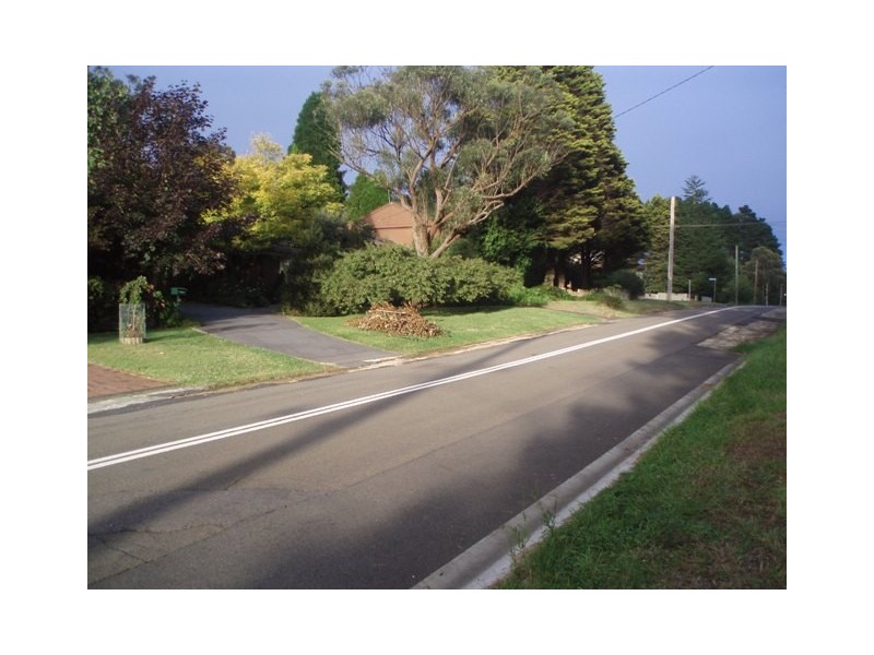 49 Waratah Road, Wentworth Falls NSW 2782