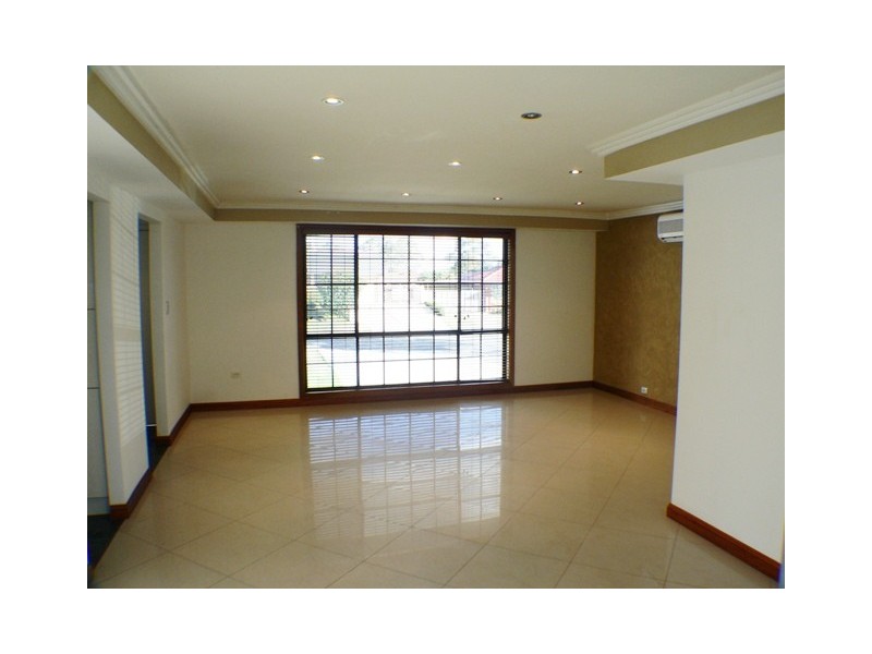 19 Kunipipi Street, St Clair NSW 2759