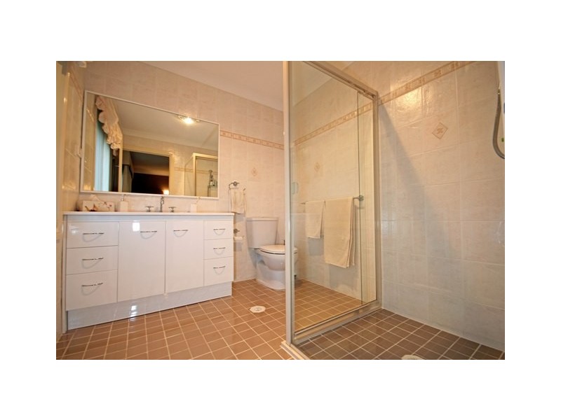 20  Belledale Close, St Clair NSW 2759