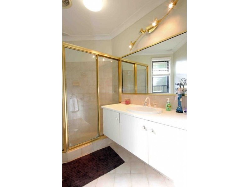 10 Kunipipi Street, St Clair NSW 2759