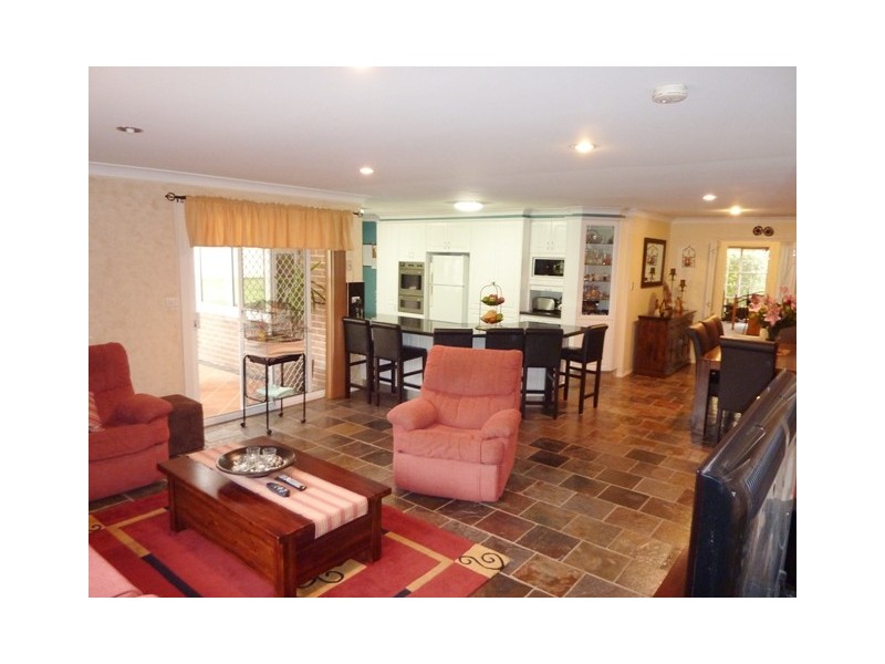 6  McLaren Grove, St Clair NSW 2759