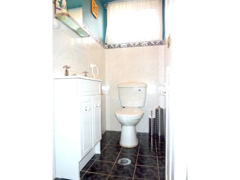 6  McLaren Grove, St Clair NSW 2759