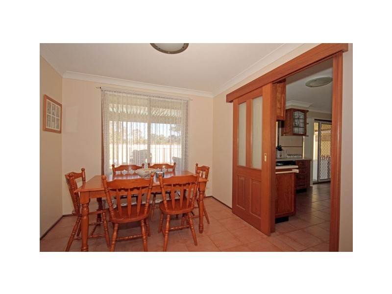 20  Heron Crescent, St Clair NSW 2759