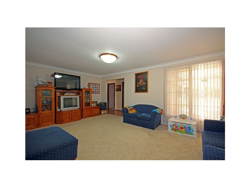 20  Heron Crescent, St Clair NSW 2759