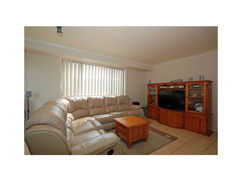 7  Omega Place, St Clair NSW 2759