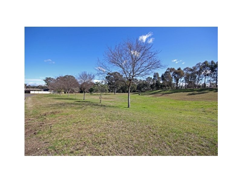 3  Othello Place, St Clair NSW 2759