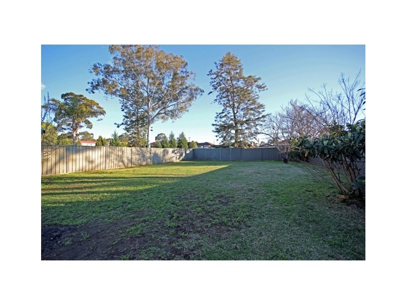 13 Banksia Street, St Marys NSW 2760