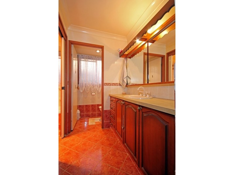 31  Horseshoe Circuit, St Clair NSW 2759