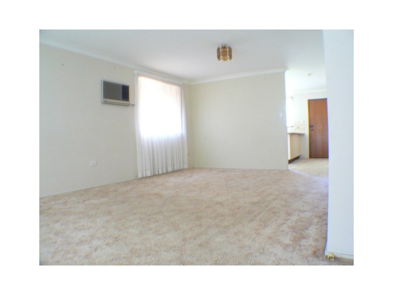 4 Rochford Street, St Clair NSW 2759