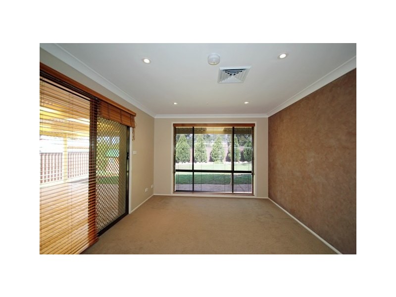 44 Anchorage Street, St Clair NSW 2759