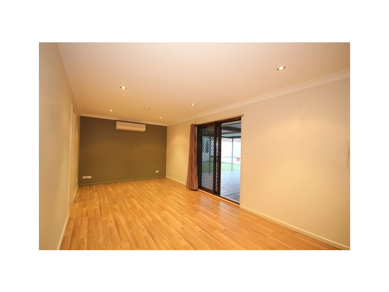 9 Newark Place, St Clair NSW 2759