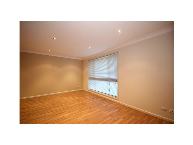 9 Newark Place, St Clair NSW 2759