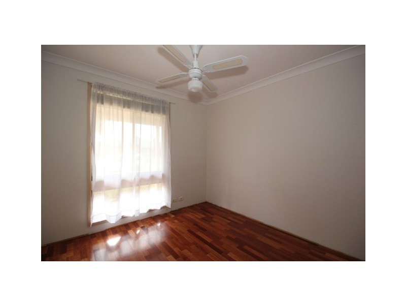 2 Oldfield Court, St Clair NSW 2759