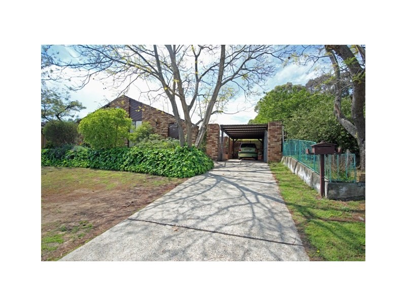 31  Harvey Circuit, St Clair NSW 2759