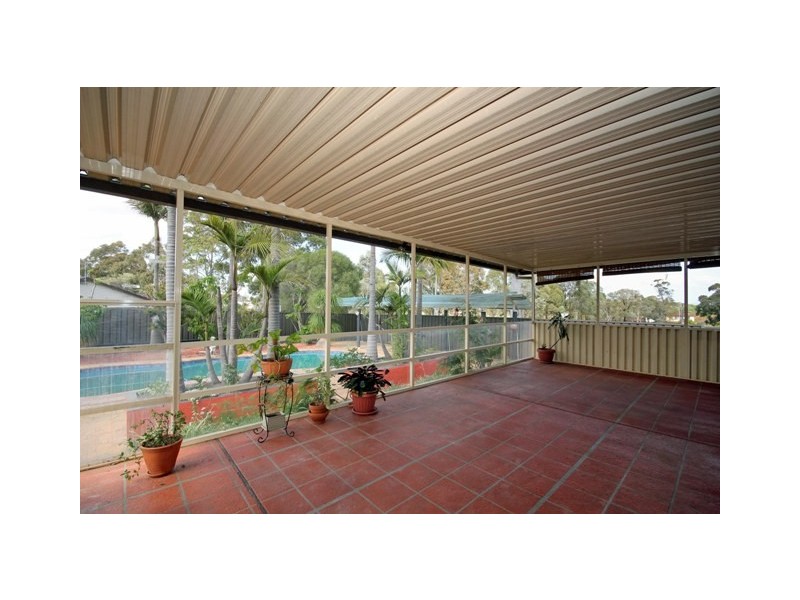 9  Cadell Glen, St Clair NSW 2759