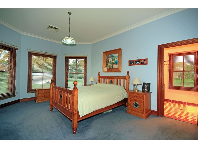 403  Bowood Way, Mount Vernon NSW 2178