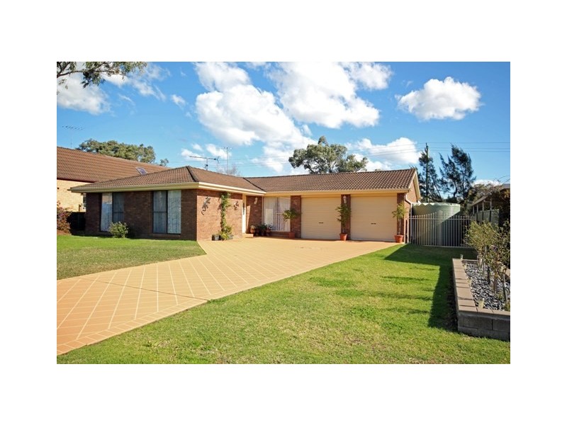 31 Horseshoe Circuit, St Clair NSW 2759