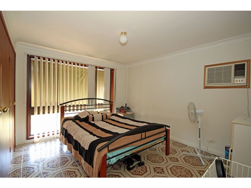 21  Pine Creek Circuit, St Clair NSW 2759