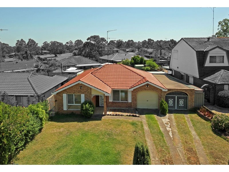 3 Cassia Close, St Clair NSW 2759