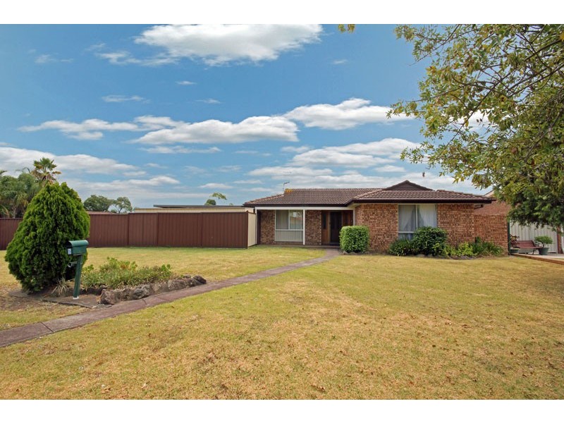 5  Windrush Circuit, St Clair NSW 2759