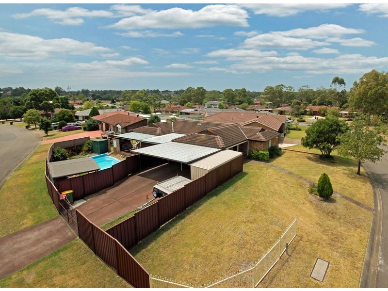 5  Windrush Circuit, St Clair NSW 2759