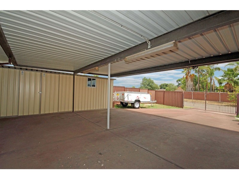 5  Windrush Circuit, St Clair NSW 2759