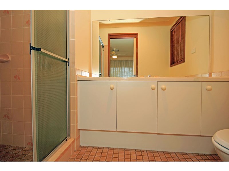 1  Tumut Place, St Clair NSW 2759