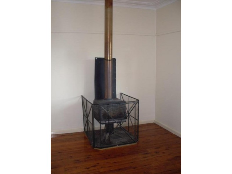 172 Canberra Street, Oxley Park NSW 2760